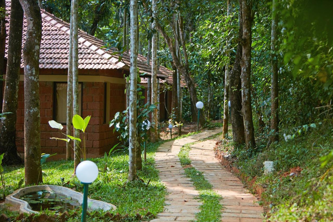 Raindrops Resorts Wayanad Sultan Bathery Ngoại thất bức ảnh